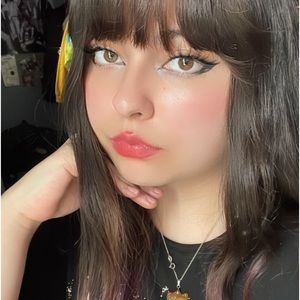 Meet your Posher, Shay